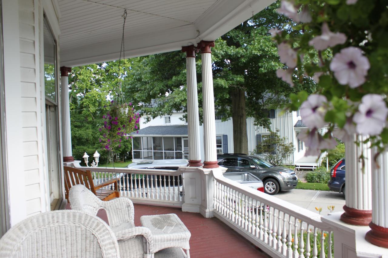 Victorian Charm Inn Towanda Exterior photo